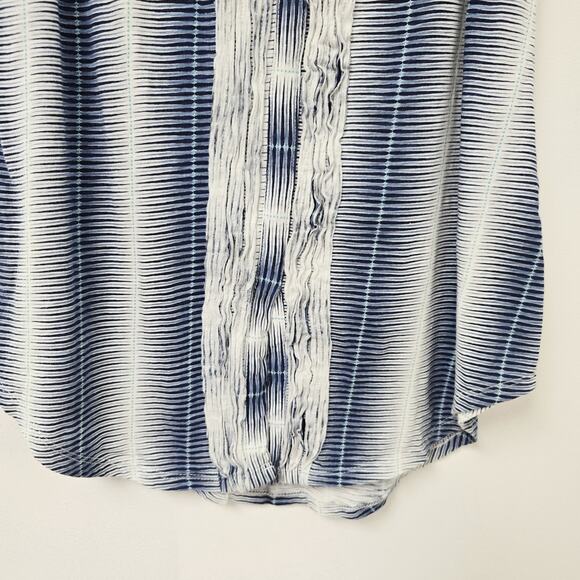 Carve Designs Top Small Womens Middleton Sleeveless Button Front Blue V-neck - Picture 4 of 10